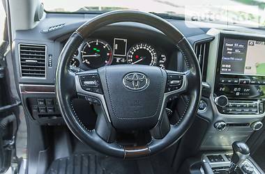 Внедорожник / Кроссовер Toyota Land Cruiser 2016 в Ровно