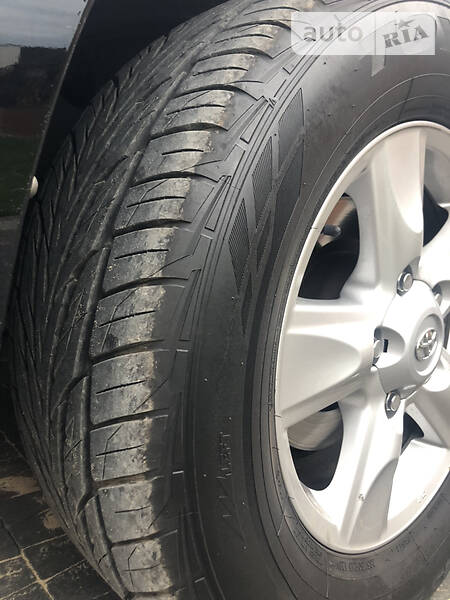 Позашляховик / Кросовер Toyota Land Cruiser 2008 в Луцьку фото 42 Позашляховик / Кросовер Toyota Land Cruiser 2008 в Луцьку