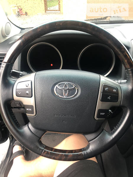 Позашляховик / Кросовер Toyota Land Cruiser 2008 в Луцьку фото 28 Позашляховик / Кросовер Toyota Land Cruiser 2008 в Луцьку