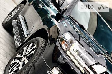 Внедорожник / Кроссовер Toyota Land Cruiser 2020 в 