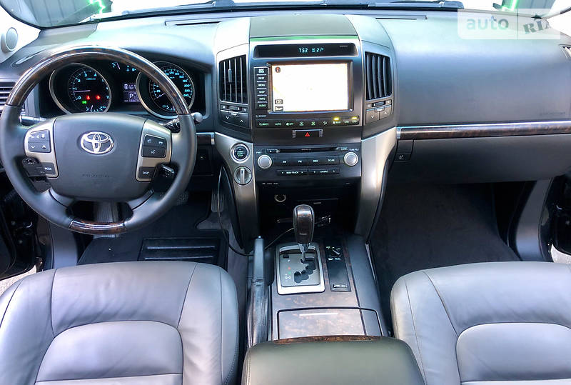 Позашляховик / Кросовер Toyota Land Cruiser 2008 в Києві фото 21 Позашляховик / Кросовер Toyota Land Cruiser 2008 в Києві