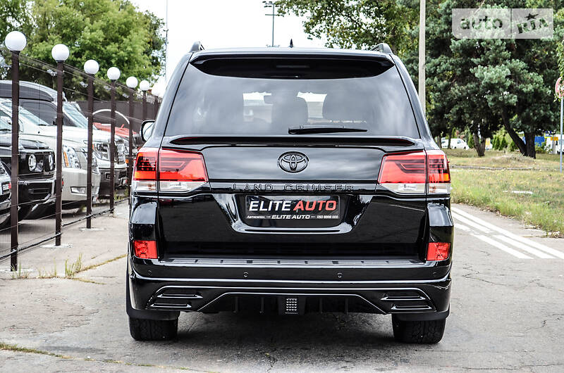 Внедорожник / Кроссовер Toyota Land Cruiser 2016 в Киеве