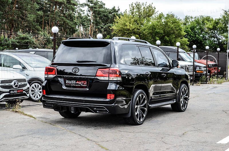 Внедорожник / Кроссовер Toyota Land Cruiser 2016 в Киеве