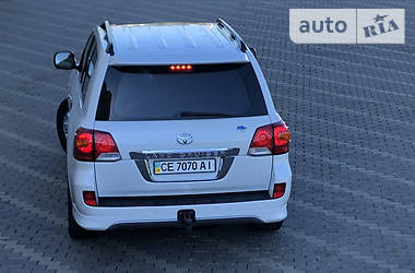 Позашляховик / Кросовер Toyota Land Cruiser 2011 в 
