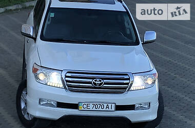 Позашляховик / Кросовер Toyota Land Cruiser 2011 в 