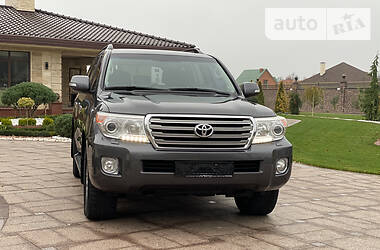 Внедорожник / Кроссовер Toyota Land Cruiser 2012 в Звягеле