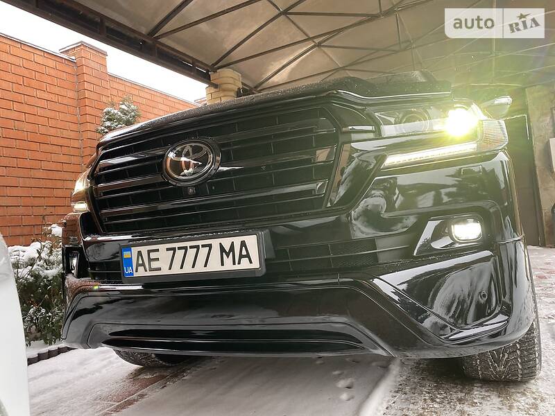 Внедорожник / Кроссовер Toyota Land Cruiser 2017 в Днепре фото 52 Внедорожник / Кроссовер Toyota Land Cruiser 2017 в Днепре