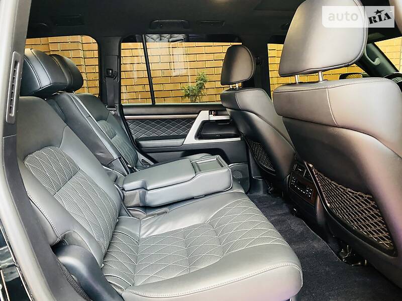Внедорожник / Кроссовер Toyota Land Cruiser 2017 в Днепре фото 59 Внедорожник / Кроссовер Toyota Land Cruiser 2017 в Днепре