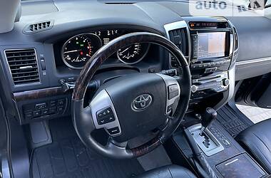 Позашляховик / Кросовер Toyota Land Cruiser 2012 в Одесі