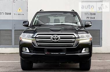 Внедорожник / Кроссовер Toyota Land Cruiser 2020 в Киеве