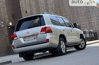 Позашляховик / Кросовер Toyota Land Cruiser 2012 в Одесі
