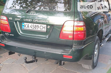 Внедорожник / Кроссовер Toyota Land Cruiser 2002 в Андрушевке