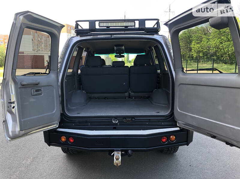 Внедорожник / Кроссовер Toyota Land Cruiser 2005 в Харькове