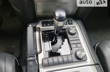 Позашляховик / Кросовер Toyota Land Cruiser 2018 в Дніпрі
