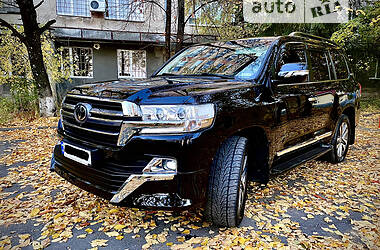 Внедорожник / Кроссовер Toyota Land Cruiser 2017 в Ужгороде