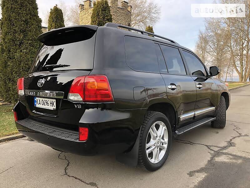 Внедорожник / Кроссовер Toyota Land Cruiser 2013 в Киеве фото 13 Внедорожник / Кроссовер Toyota Land Cruiser 2013 в Киеве