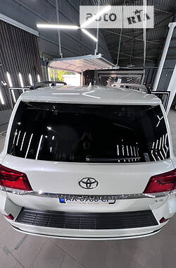 Внедорожник / Кроссовер Toyota Land Cruiser 2019 в Ивано-Франковске