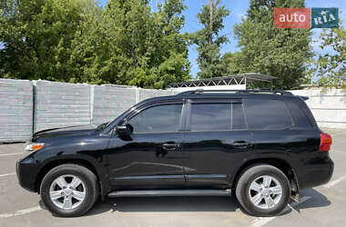 Внедорожник / Кроссовер Toyota Land Cruiser 2013 в Кременчуге