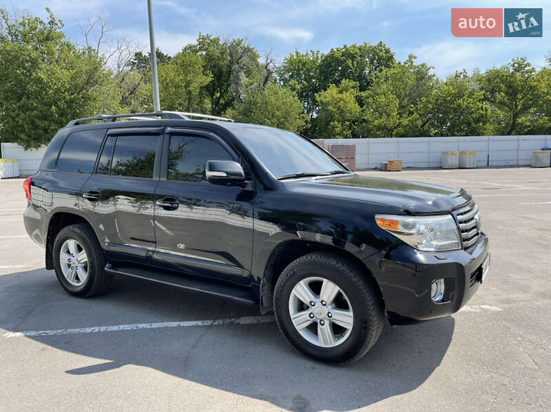 Внедорожник / Кроссовер Toyota Land Cruiser 2013 в Кременчуге