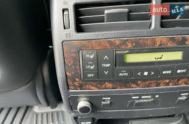 Позашляховик / Кросовер Toyota Land Cruiser 2013 в 