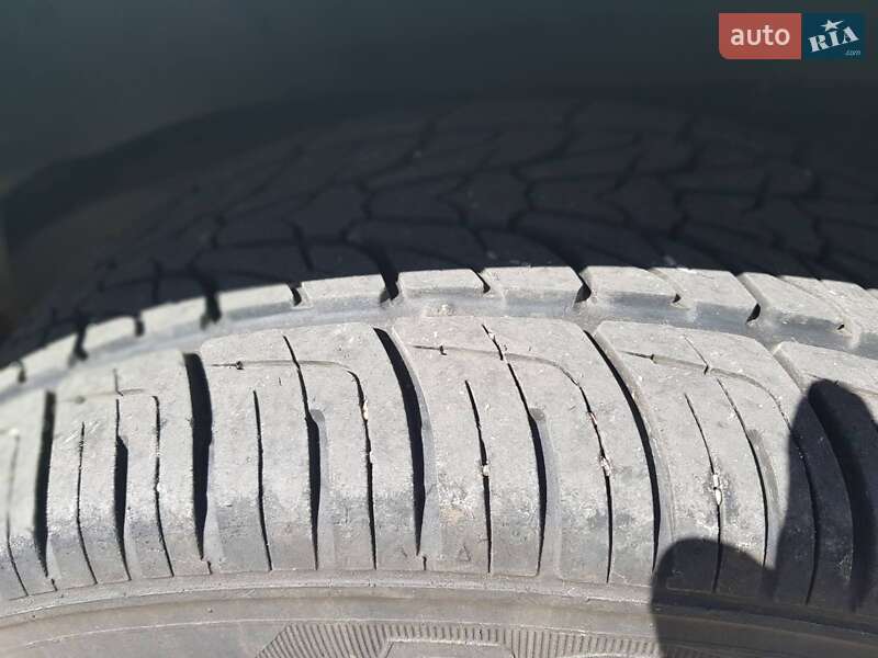 Внедорожник / Кроссовер Toyota Land Cruiser 2014 в Первомайске