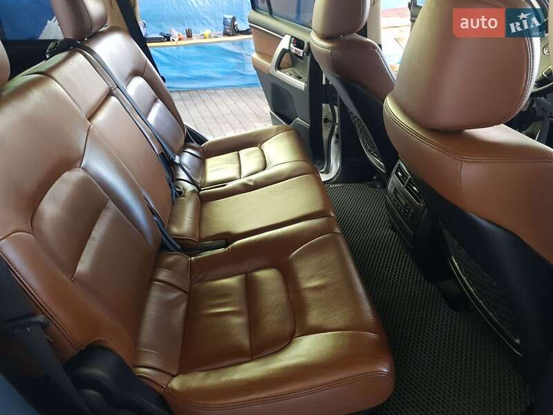 Внедорожник / Кроссовер Toyota Land Cruiser 2014 в Первомайске