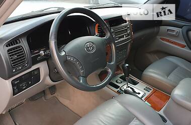 Внедорожник / Кроссовер Toyota Land Cruiser 2005 в Драбове