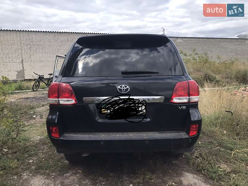 Внедорожник / Кроссовер Toyota Land Cruiser 2008 в Харькове фото 6 Внедорожник / Кроссовер Toyota Land Cruiser 2008 в Харькове