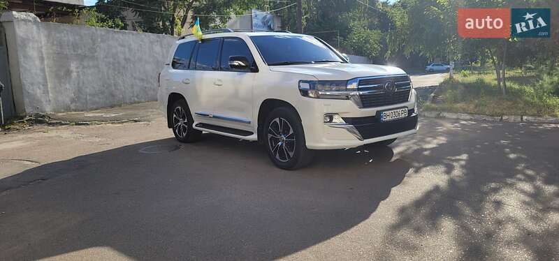 Внедорожник / Кроссовер Toyota Land Cruiser 2013 в Одессе
