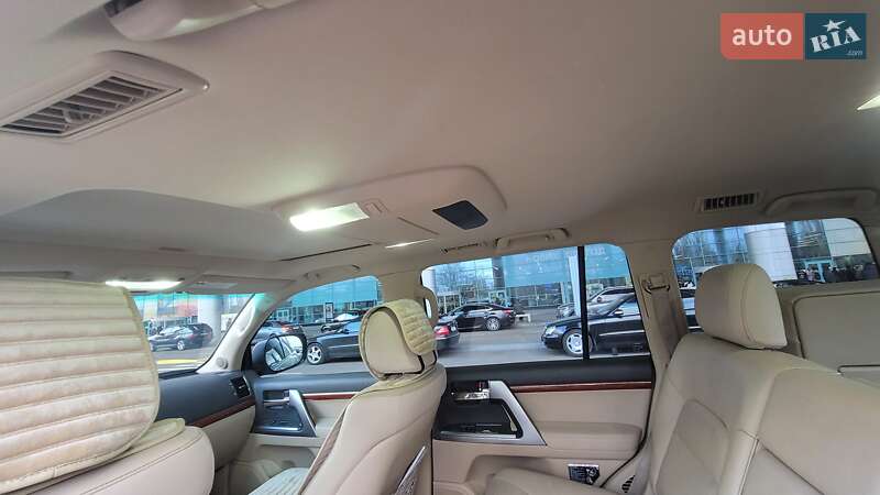 Внедорожник / Кроссовер Toyota Land Cruiser 2013 в Одессе