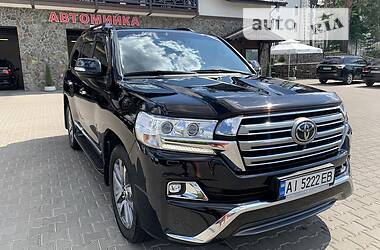 Внедорожник / Кроссовер Toyota Land Cruiser 2017 в Киеве