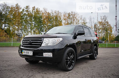 Внедорожник / Кроссовер Toyota Land Cruiser 2011 в Ковеле