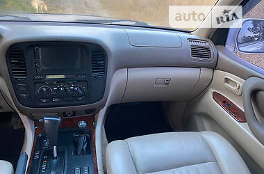 Позашляховик / Кросовер Toyota Land Cruiser 2000 в Дніпрі