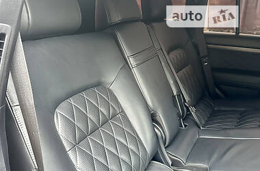 Позашляховик / Кросовер Toyota Land Cruiser 2018 в 