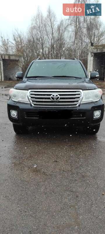 Внедорожник / Кроссовер Toyota Land Cruiser 2013 в Лубнах