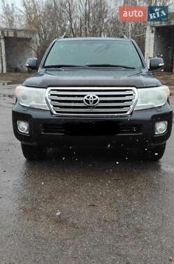 Внедорожник / Кроссовер Toyota Land Cruiser 2013 в Лубнах