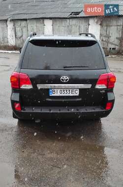 Внедорожник / Кроссовер Toyota Land Cruiser 2013 в Лубнах