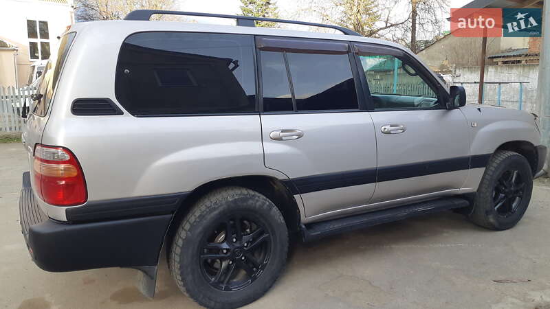 Внедорожник / Кроссовер Toyota Land Cruiser 2001 в Коломые
