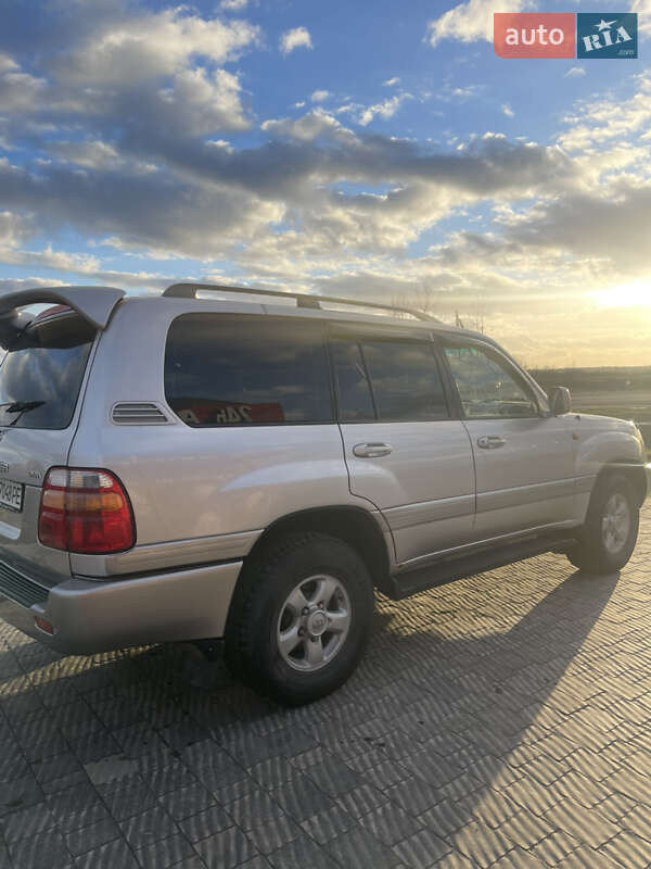 Внедорожник / Кроссовер Toyota Land Cruiser 2001 в Львове