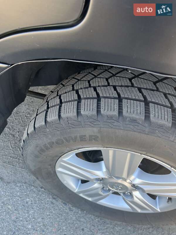 Внедорожник / Кроссовер Toyota Land Cruiser 2000 в Вышгороде