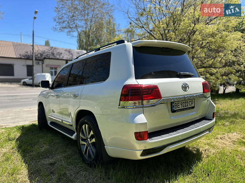Позашляховик / Кросовер Toyota Land Cruiser 2016 в Одесі