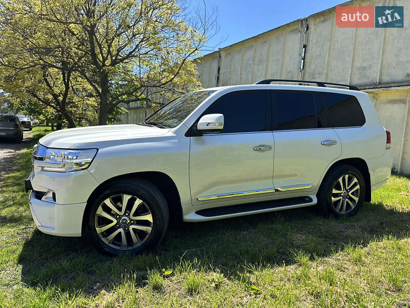 Позашляховик / Кросовер Toyota Land Cruiser 2016 в Одесі