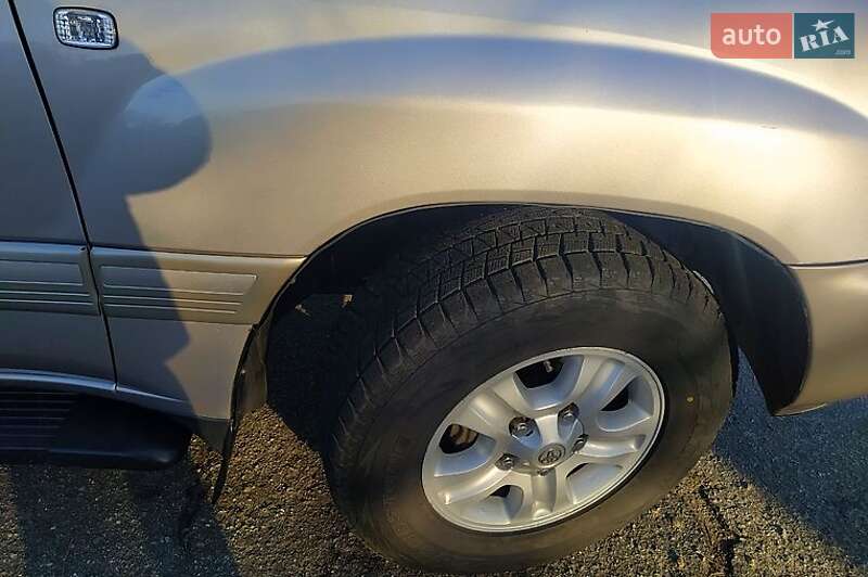 Позашляховик / Кросовер Toyota Land Cruiser 2004 в Лозовій