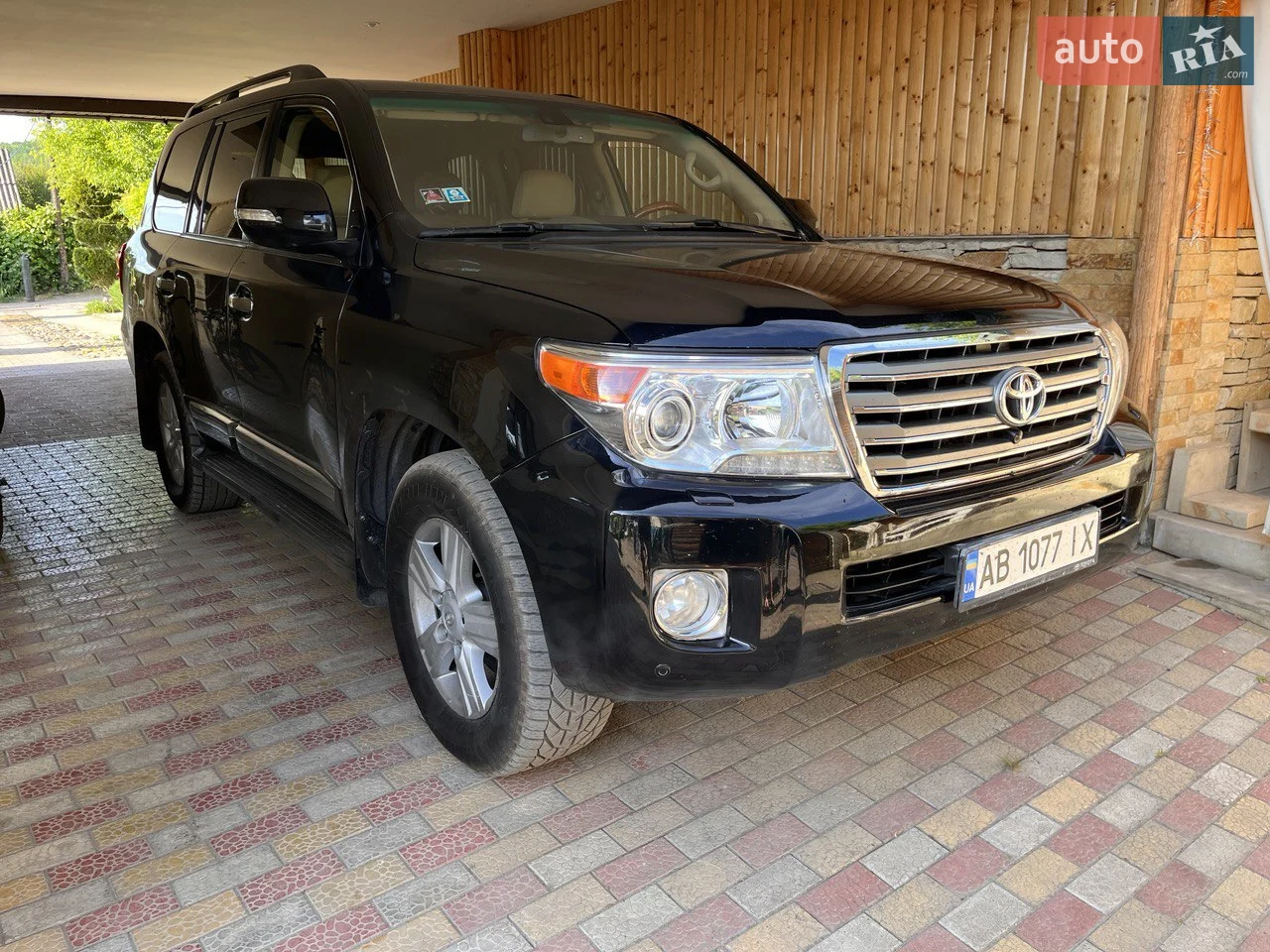 Автомобіль від власника! рідний пробіг! доглянуте та обслужене авто, без зауважень! Готове до будь-яких перевірок.