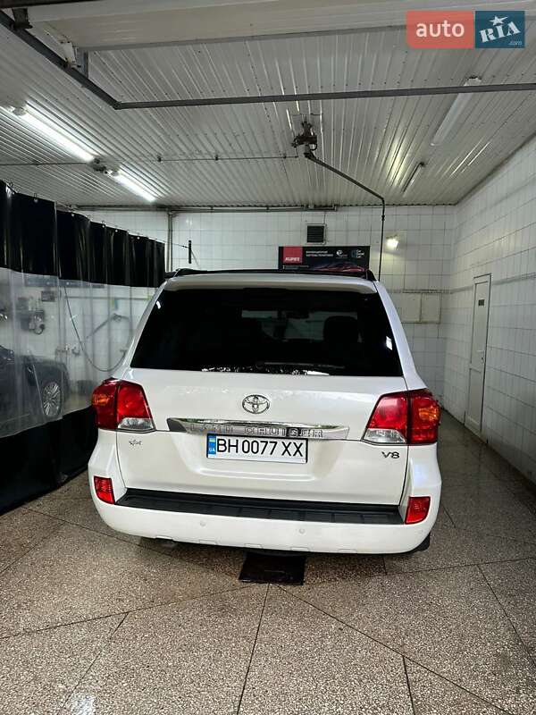 Внедорожник / Кроссовер Toyota Land Cruiser 2012 в Одессе