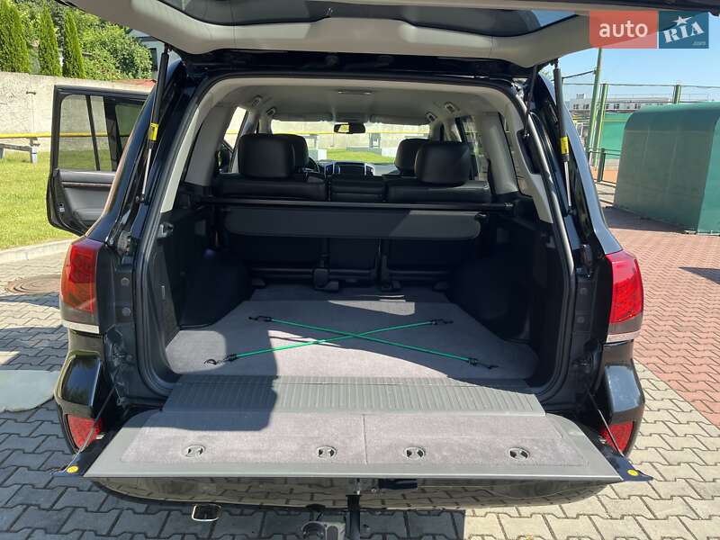 Внедорожник / Кроссовер Toyota Land Cruiser 2013 в Луцке