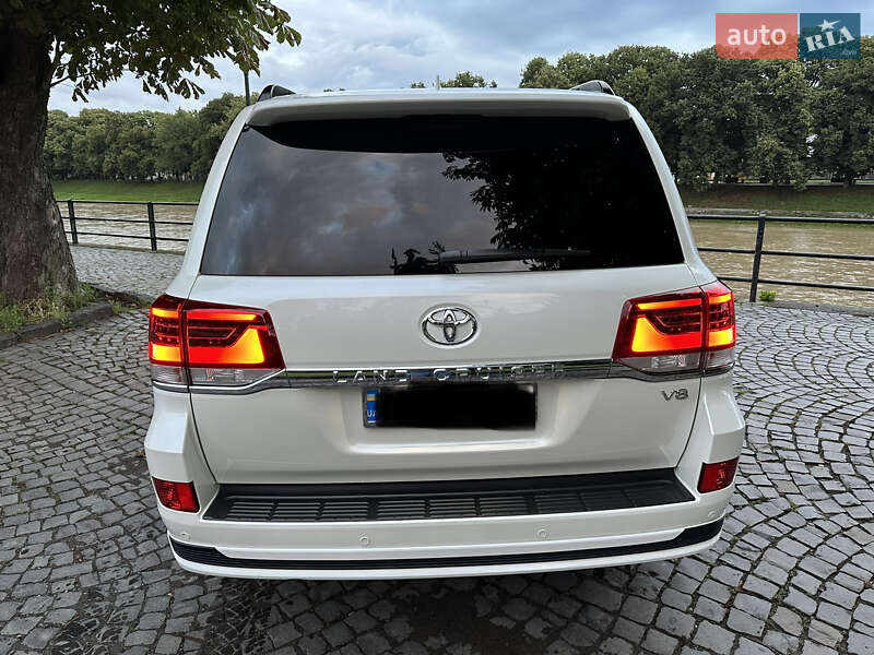 Внедорожник / Кроссовер Toyota Land Cruiser 2019 в Ужгороде