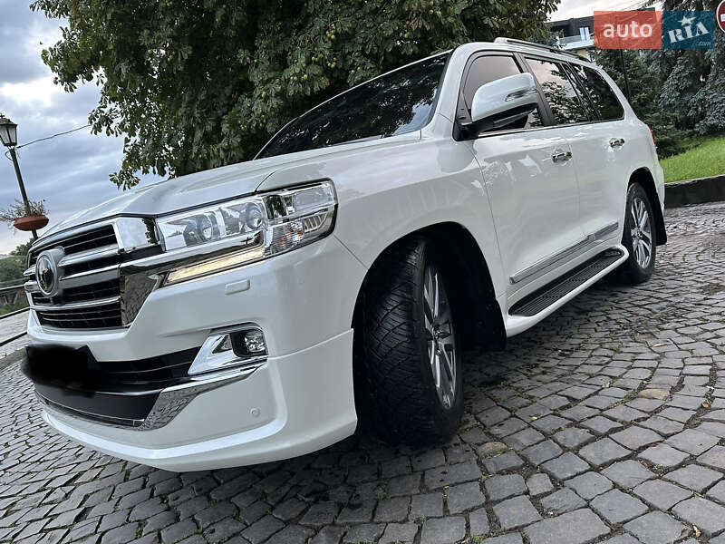 Внедорожник / Кроссовер Toyota Land Cruiser 2019 в Ужгороде