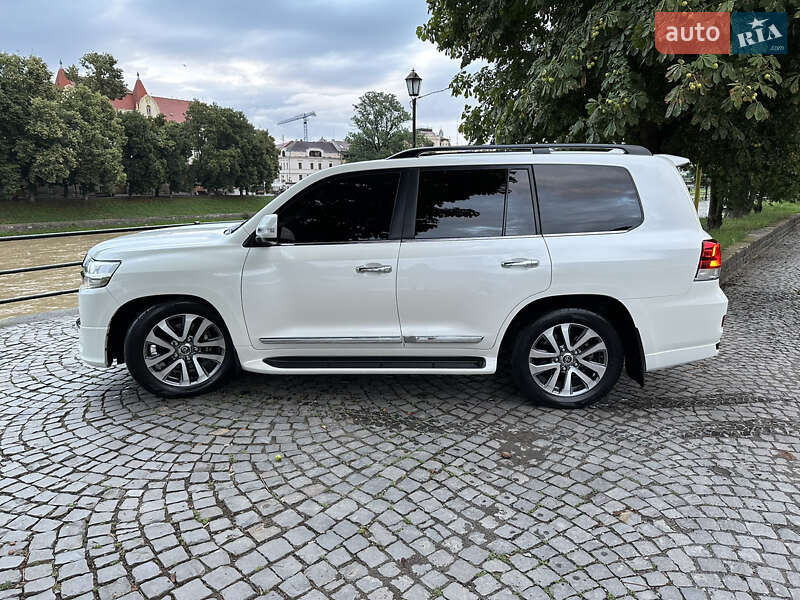 Внедорожник / Кроссовер Toyota Land Cruiser 2019 в Ужгороде