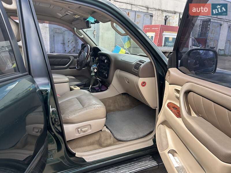 Внедорожник / Кроссовер Toyota Land Cruiser 1999 в Киеве
